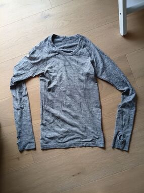 Lululemon Top